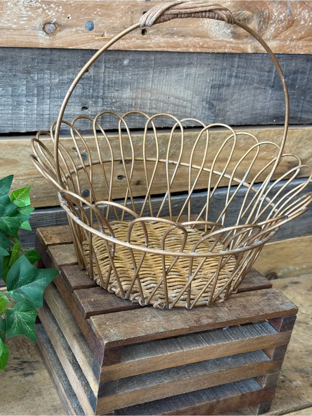 Round Gold Wire Basket with Woven Base and Wrapped Handle